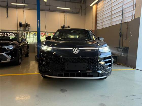 VOLKSWAGEN TIGUAN 2.0 350 TSI GASOLINA R-LINE 4MOTION AUTOMÁTICO VOLKSWAGEN TIGUAN 2.0 350 TSI GASOLINA R-LINE 4MOTION AUTOMÁTICO